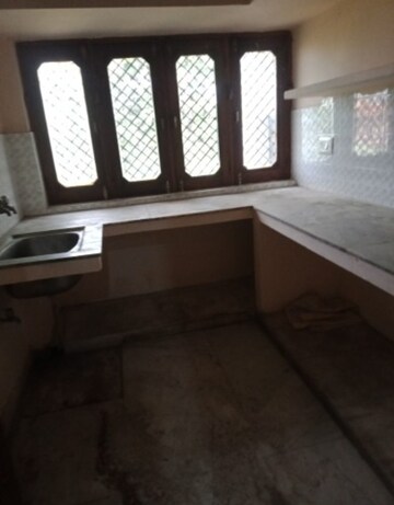 Kitchen in 2 BHK Villa at Aliganj – for Rent