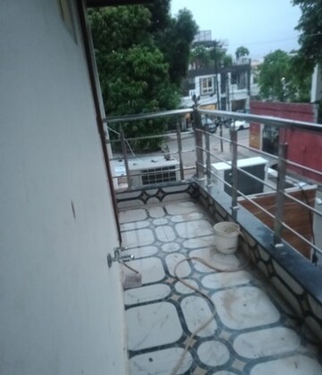 Balcony in 1 BHK Villa at Aliganj – for Rent