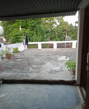 Balcony in 1 BHK Villa at Aliganj – for Rent