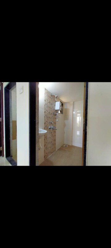 Room in 2 BHK Apartment at Shree Shakun Greens, Virar West – for Rent