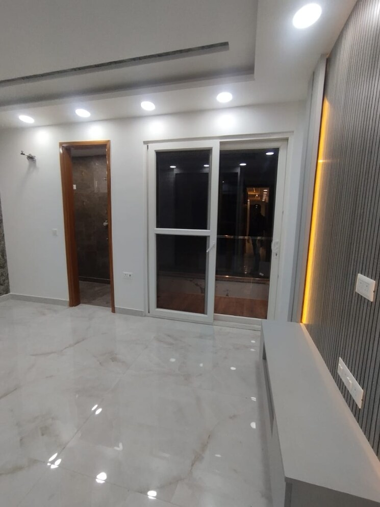 undefined, mahavir enclave 1 3 Bedroom 1050 Sq.Ft. Builder Floor In Mahavir Enclave 1 Delhi 8256097