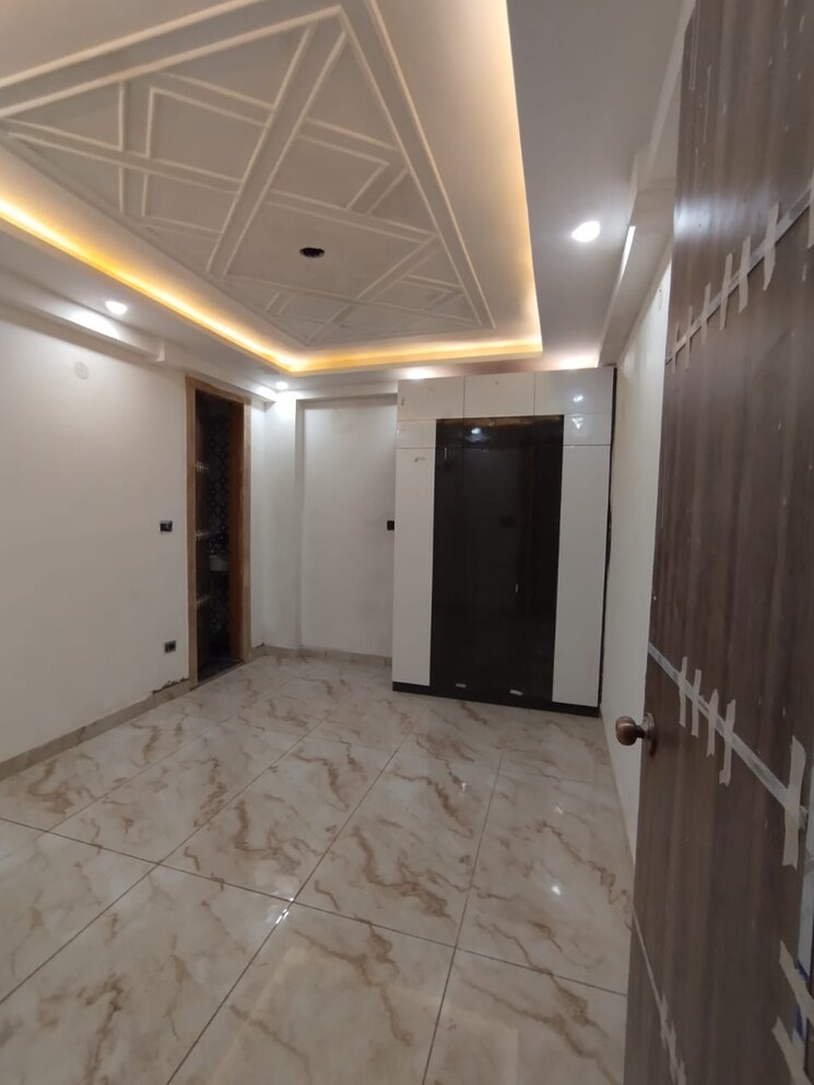 Room, mahavir enclave 1 3 Bedroom 1050 Sq.Ft. Builder Floor In Mahavir Enclave 1 Delhi 8256097