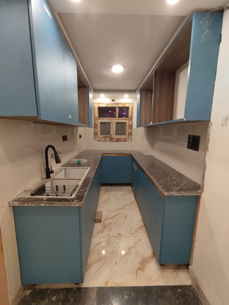 Kitchen, mahavir enclave 1 3 Bedroom 1050 Sq.Ft. Builder Floor In Mahavir Enclave 1 Delhi 8256174