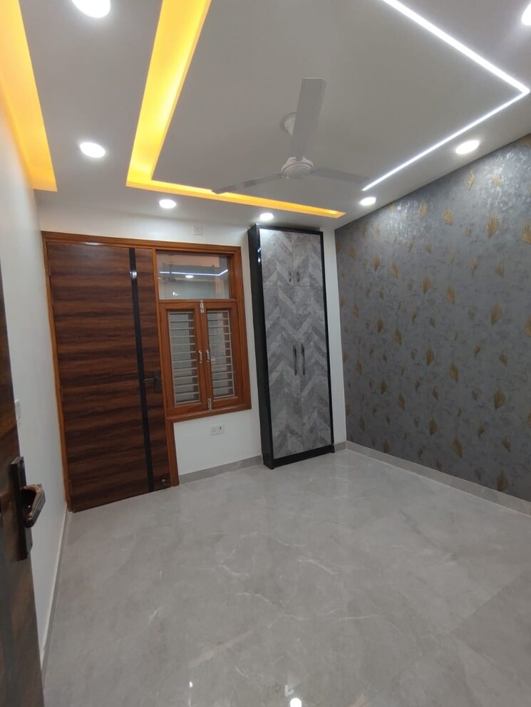 Room, mahavir enclave 1 3 Bedroom 1050 Sq.Ft. Builder Floor In Mahavir Enclave 1 Delhi 8256174