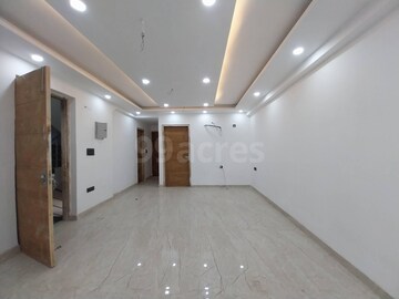 Room in 3 BHK Builder Floor at Puri Kohinoor, Sector 89 – for Sale