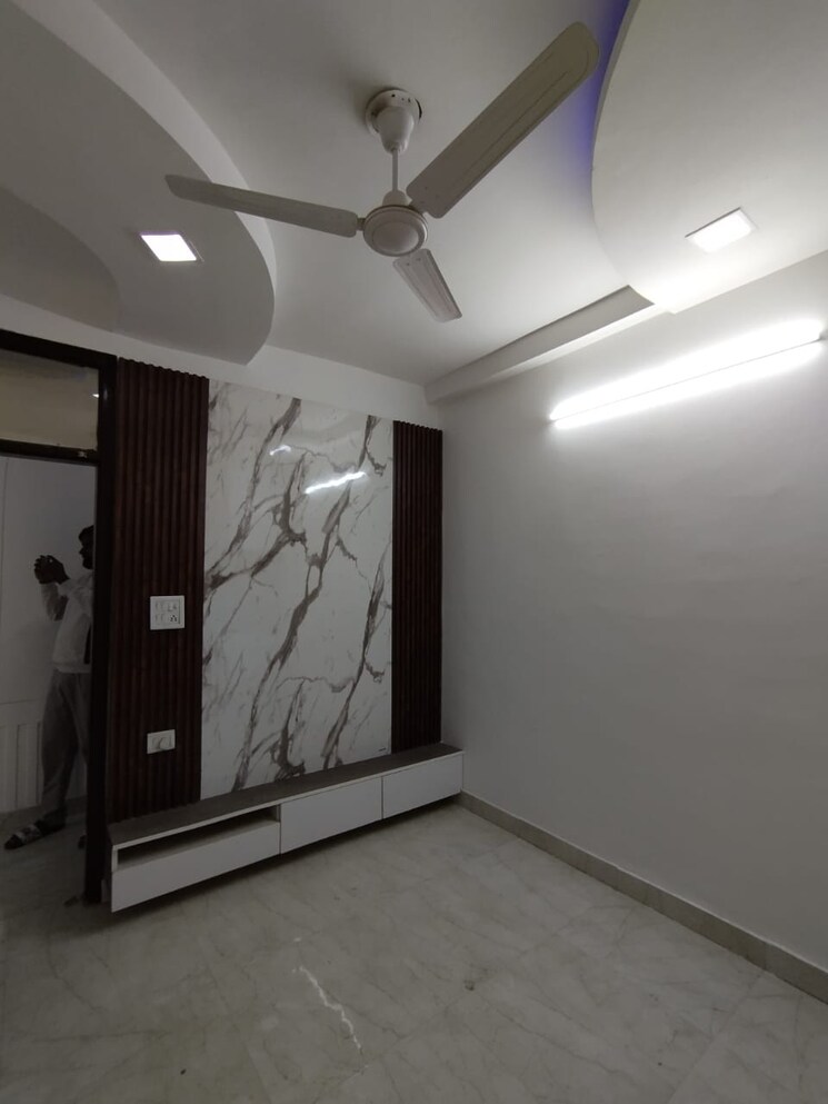 Room, mahavir enclave 1 3 Bedroom 1000 Sq.Ft. Builder Floor In Mahavir Enclave 1 Delhi 8256195