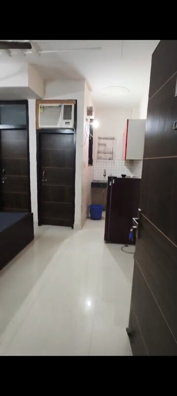 Building Lobby in 1 RK Builder Floor at DLF City Phase III, Sector 24 – for Rent