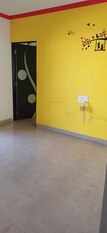 Room in 1 RK Apartment at Green Natraj Residency, Dhankawadi – for Rent