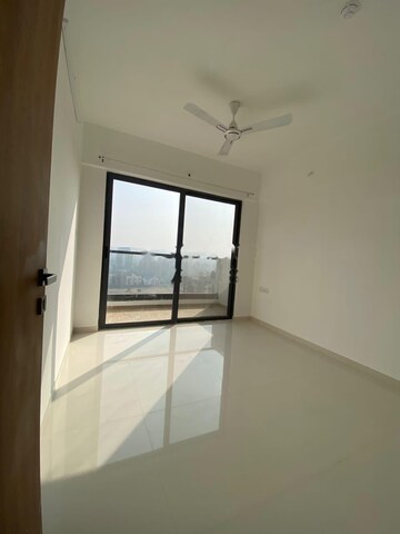Room in 2 BHK Apartment at Majestique Signature Towers, Balewadi – for Rent