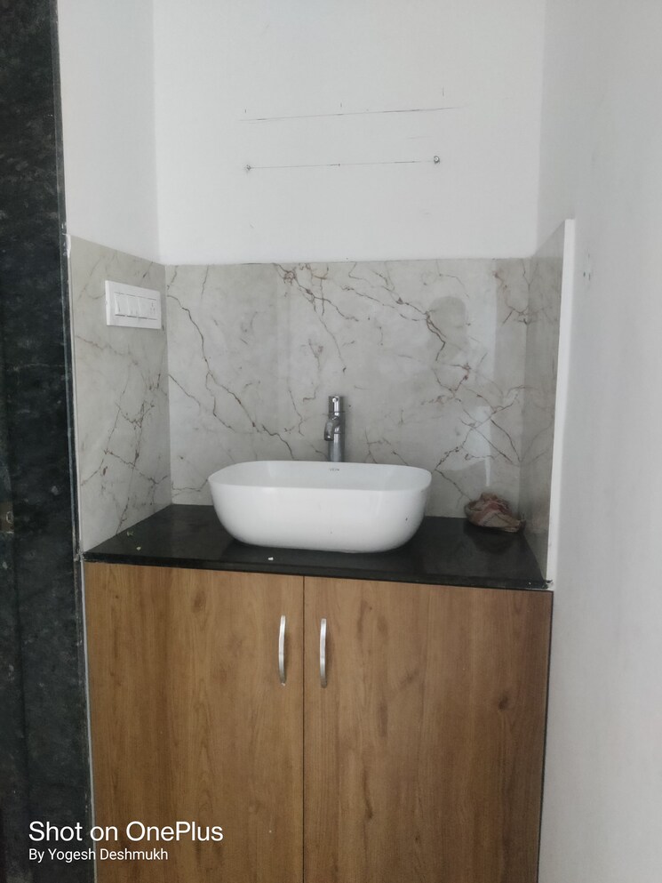 Bathroom, om-audumber 2 Bedroom 850 Sq.Ft. Apartment In Shivane Pune 8256368
