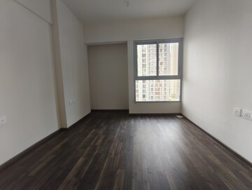 Room in 2 BHK Apartment at Piramal Vaikunth Vairat, Balkum Pada – for Sale