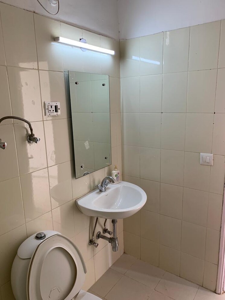 Master Bedroom, vatika-india-next 3 Bedroom 1698 Sq.Ft. Apartment In Sector 82 Gurgaon 8256528