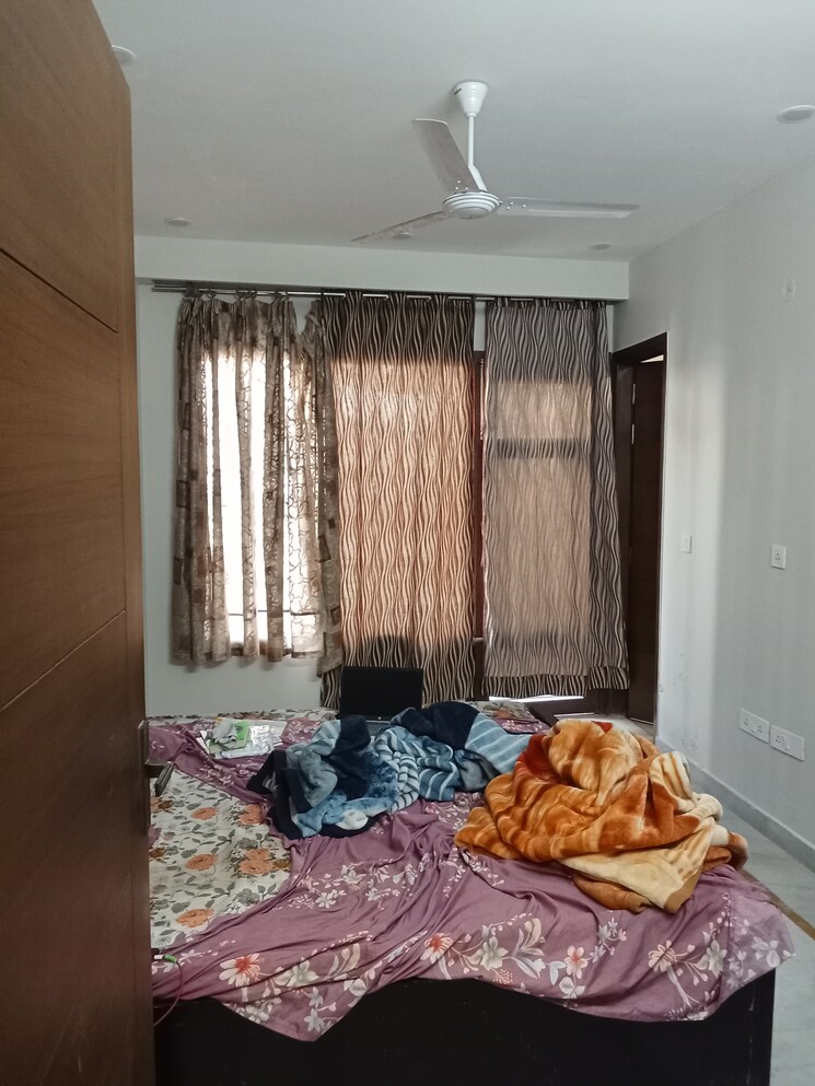 Bedroom, safdarjung enclave 3 Bedroom 1250 Sq.Ft. Builder Floor In Safdarjung Enclave Delhi 8256568