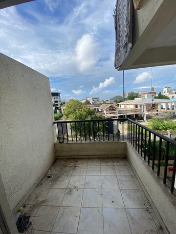 Balcony in 2.5 BHK Apartment at Kumar Kul Utsav, Kondhwa Budruk – for Rent