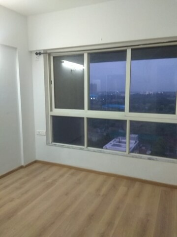 Room in 1 BHK Apartment at Florida River Bank, Mundhwa – for Rent