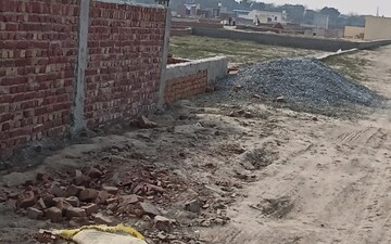 Plot For Sale in Bhopani Village