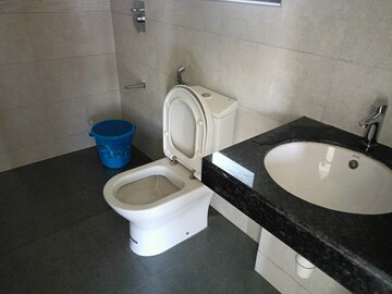 Bathroom in 2 BHK Apartment at Kalpataru Paramount, Kapur Bawdi – for Rent