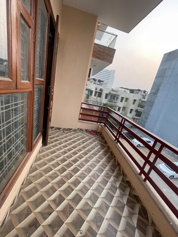 Balcony in 2 BHK Builder Floor at Sector 51 – for Rent