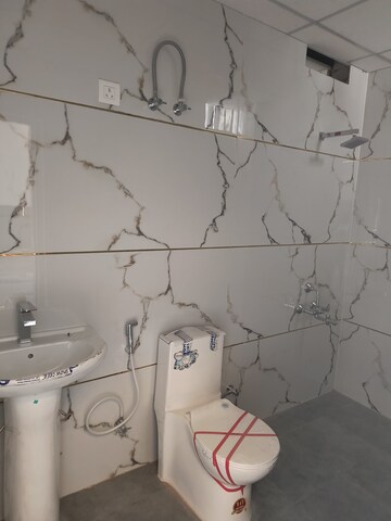 Bathroom in 3 BHK Builder Floor at Kulhan – for Sale