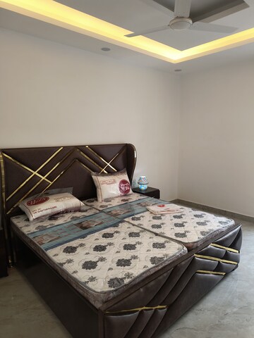 Furnished Amenities in 3 BHK Builder Floor at Kulhan – for Sale
