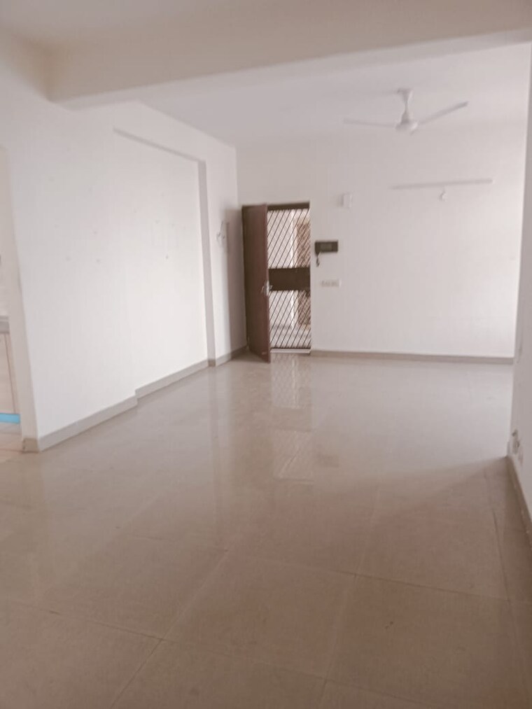 Room, tulip-petals 3 Bedroom 1550 Sq.Ft. Apartment In Sector 89 Gurgaon 8256778