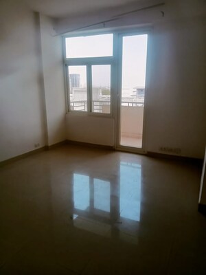 Room in 3 BHK Apartment at Tulip Petals, Sector 89 – for Sale
