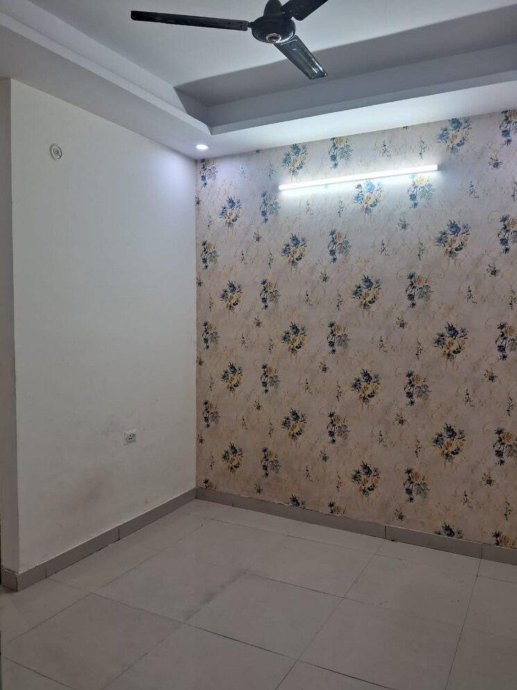 Room, indirapuram abhay khand 4 3 Bedroom 1700 Sq.Ft. Builder Floor In Indirapuram Abhay Khand 4 Ghaziabad 8256782