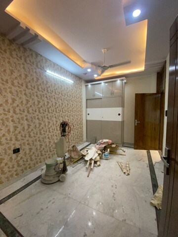 Living Room in 3 BHK Builder Floor at Indirapuram Abhay Khand 4 – for Sale