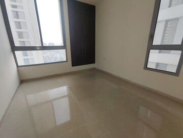 Room in 2 BHK Apartment at Piramal Vaikunth Cluster 1, Balkum Pada – for Sale