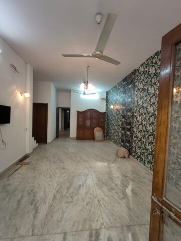 Bedroom in 3 BHK Builder Floor at Shivalik Colony – for Rent