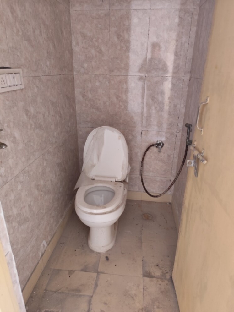 Attached Bathroom, futec-gateway 4 Bedroom 2550 Sq.Ft. Apartment In Sector 75 Noida 8257149