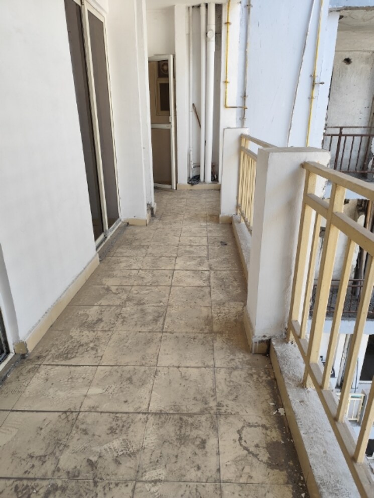 Balcony, futec-gateway 4 Bedroom 2550 Sq.Ft. Apartment In Sector 75 Noida 8257149