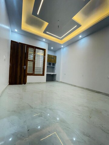 Room in 3.5 BHK Independent House at Sahastradhara Road – for Sale