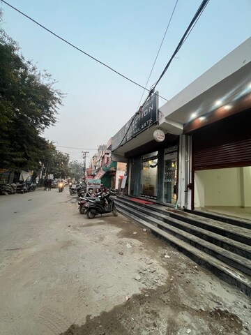 Commercial Showroom 200 Sq.Yd. For Rent in Sector 7 Gurgaon  8257143