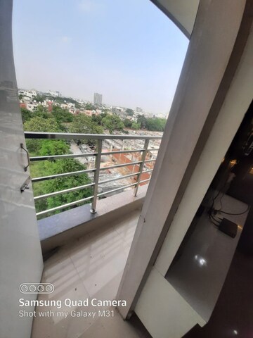 Balcony in 1 RK Builder Floor at DLF City Phase III, Sector 24 – for Rent