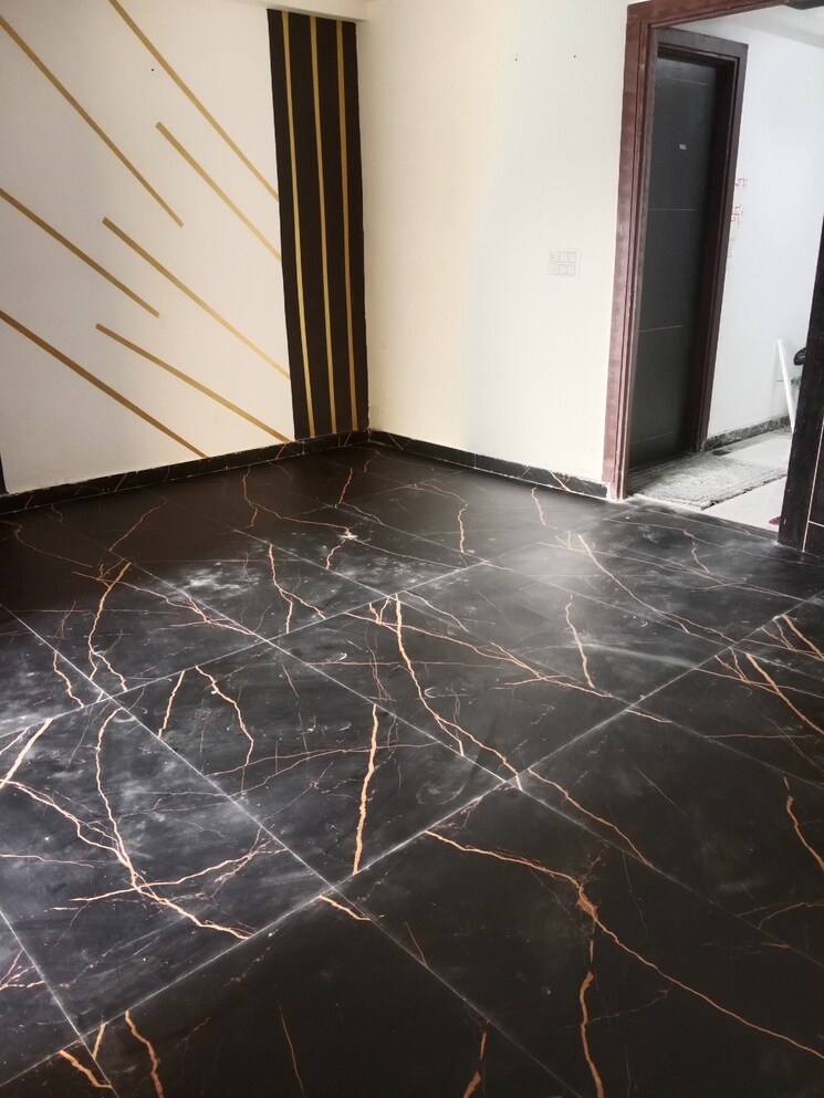 Balcony, sector 73 2 Bedroom 1100 Sq.Ft. Builder Floor In Sector 73 Noida 8257386