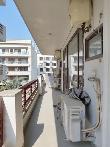Staircase in 3 BHK Builder Floor at Ardee City, Sector 52 – for Rent
