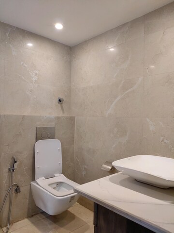 Bathroom in 3 BHK Builder Floor at Ardee City, Sector 52 – for Rent