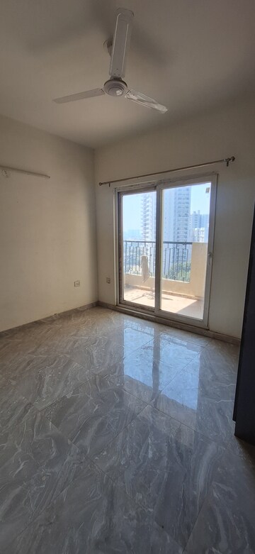 Room in 2 BHK Apartment at Pivotal Devaan, Sector 84 – for Rent