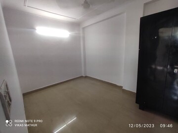 Room in 1 BHK Builder Floor at Neb Sarai – for Rent