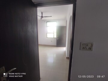 Room in 1 BHK Builder Floor at Neb Sarai – for Rent