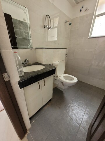 Kitchen in 3 BHK Apartment at DLF The Wellington Estate, Dlf Phase V – for Sale