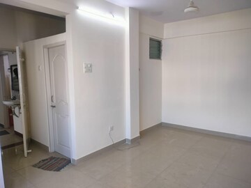 Room in 2 BHK Apartment at Palazzio CHS, Powai – for Rent