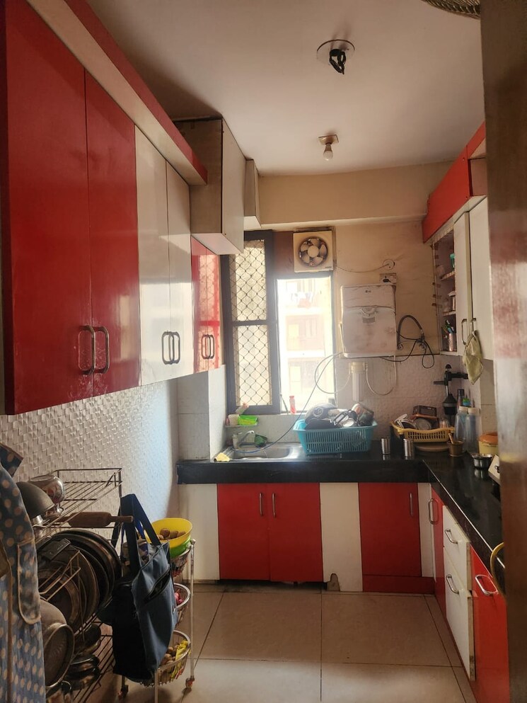 Kitchen, landcraft-river-heights 3 Bedroom 1630 Sq.Ft. Apartment In Raj Nagar Extension Ghaziabad 8257846