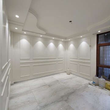 Room in 2 BHK Builder Floor at Lajpat Nagar I – for Sale