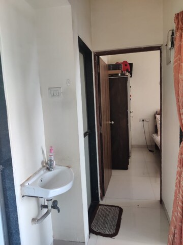 Bathroom in 1 BHK Apartment at Sector 26 – for Rent