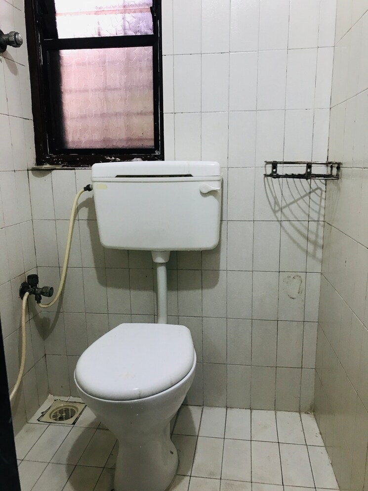 Bathroom, manish-chsl 2 Bedroom 560 Sq.Ft. Apartment In Gaondevi Mumbai 8257891