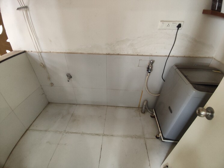 Bathroom, pacifica-hillcrest-phase-1 3 Bedroom 1202 Sq.Ft. Apartment In Gachibowli Hyderabad 8224000