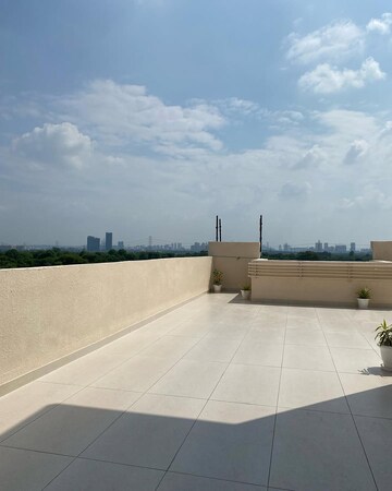 Swimming Pool in 3 BHK Apartment at Signature Global City, Sector 37d – for Sale