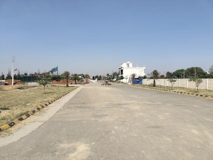 undefined, sector 14  120 Sq.Yd. Plot In Sector 14 Palwal 8257964